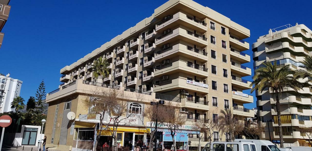 פואנגירולה Apartamento Nuevo Ronda IV מראה חיצוני תמונה